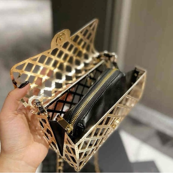 Beautiful, gold medal purse - Picture 4 of 4